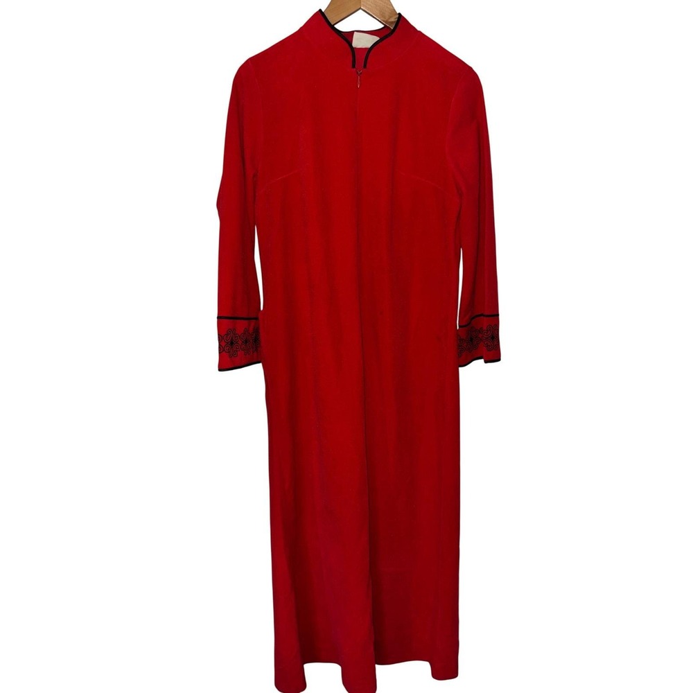 Vintage JCPenney‎ Red Dacron Long Robe Zip Front Embroidered Cuffs Size 12